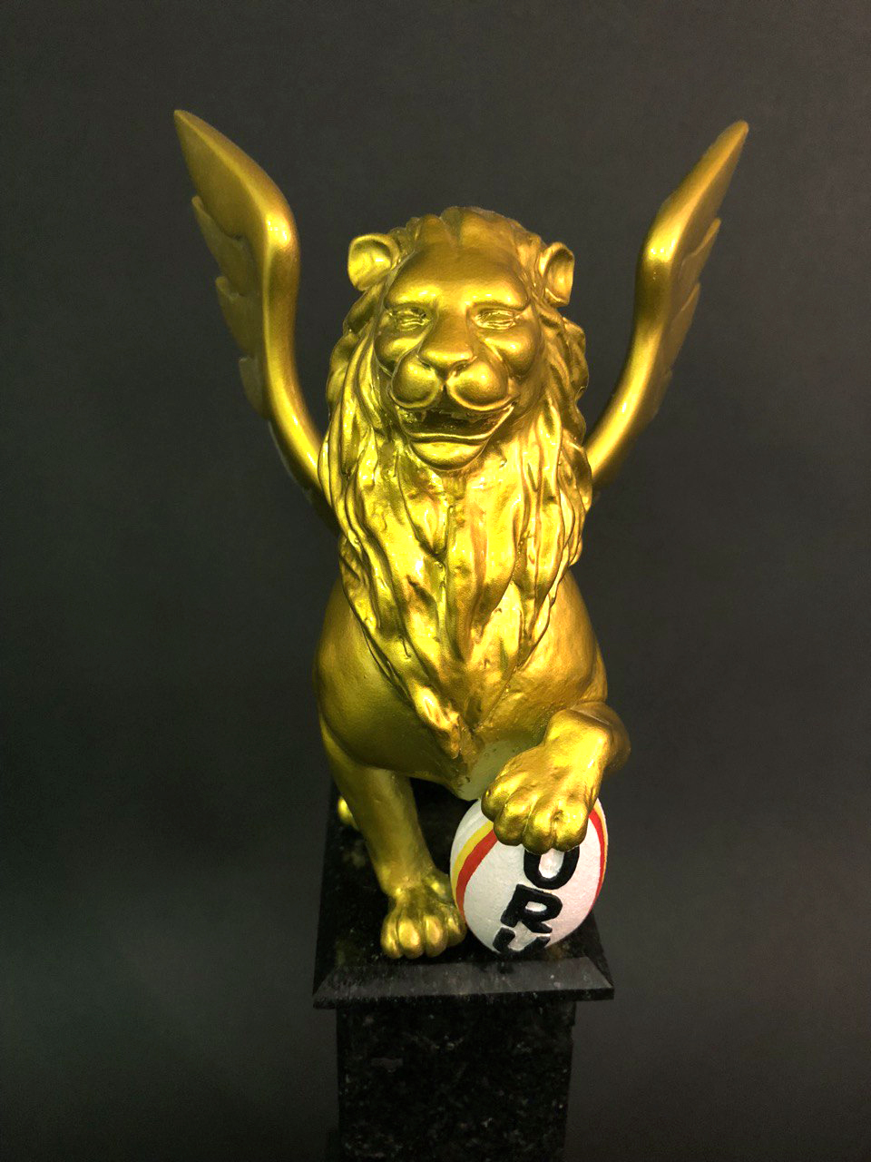 Lion award figurine for the Rugby Federation